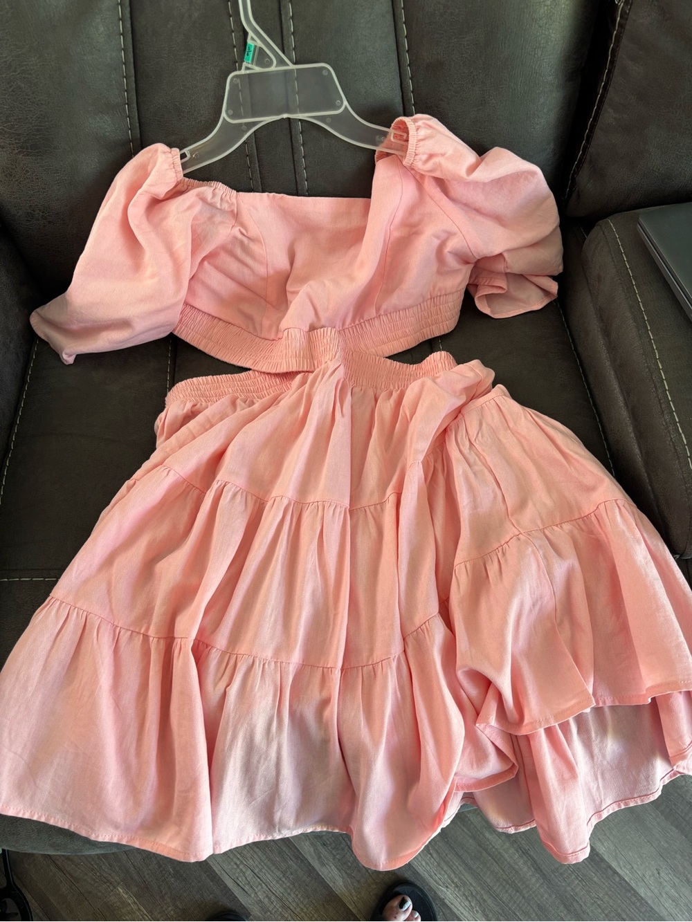 Women's Pink Puff-Sleeve Crop Top & Tiered Mini Skirt Set